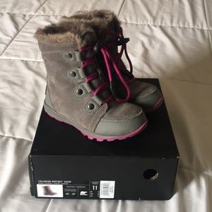 Sorel Whitney girls boots